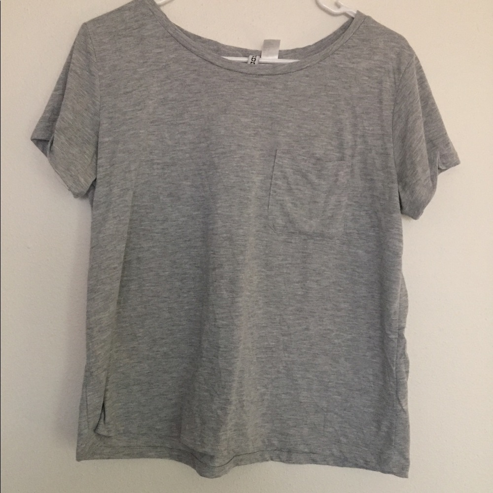 Grey short sleeve